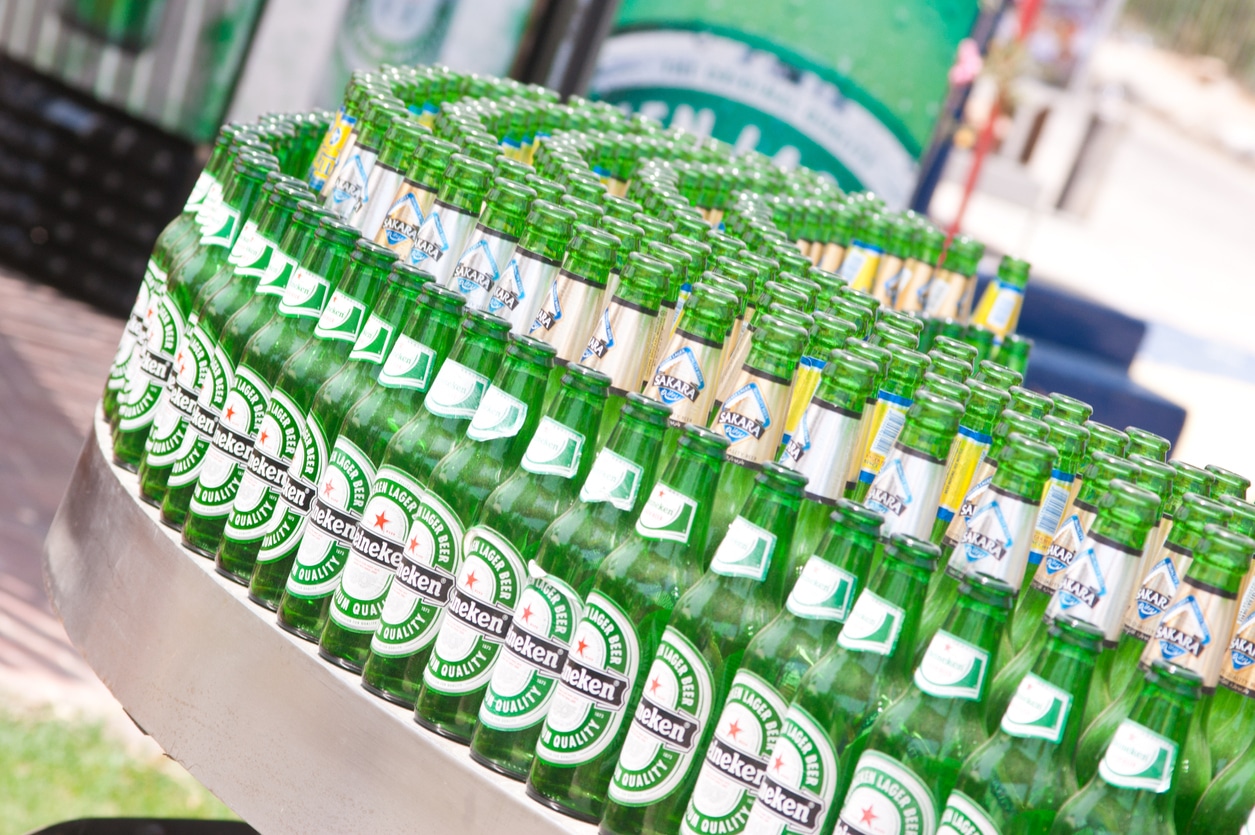 Heineken Sales Surge, But Global Conditions Leave a Bitter Aftertaste