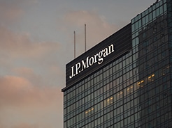 JPMorgan Shareholders Deny Jamie Dimon’s Special Payout