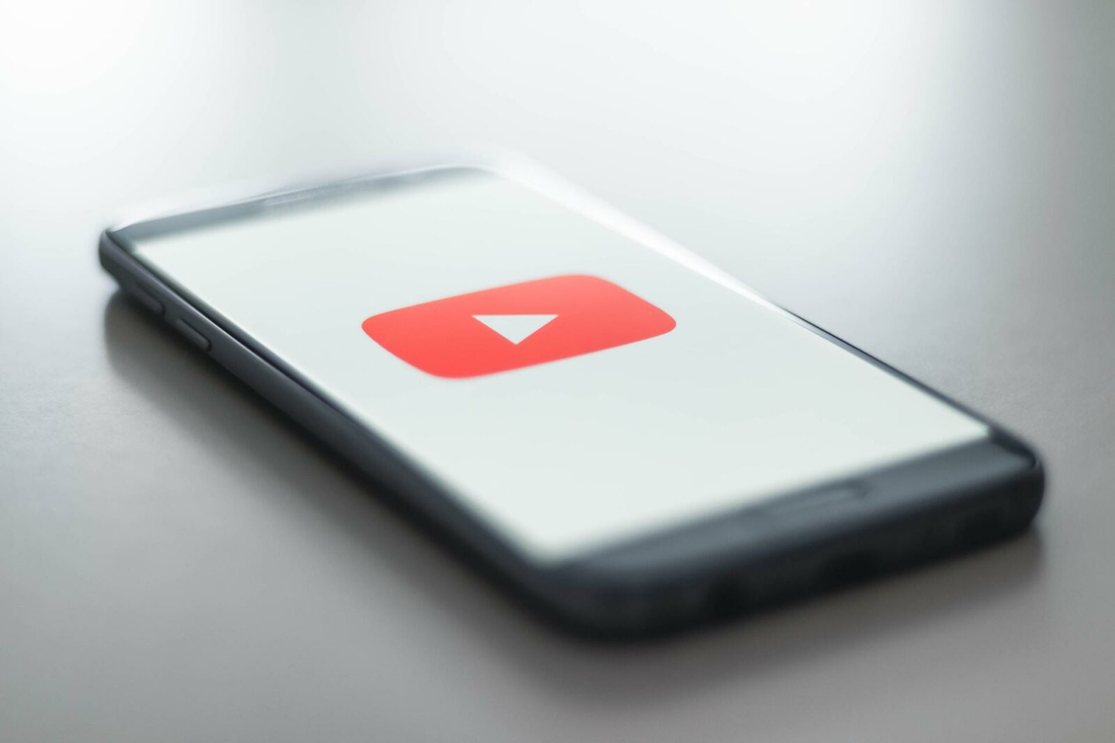 YouTube Employees Say the Platform is Chasing TikTok into Oblivion