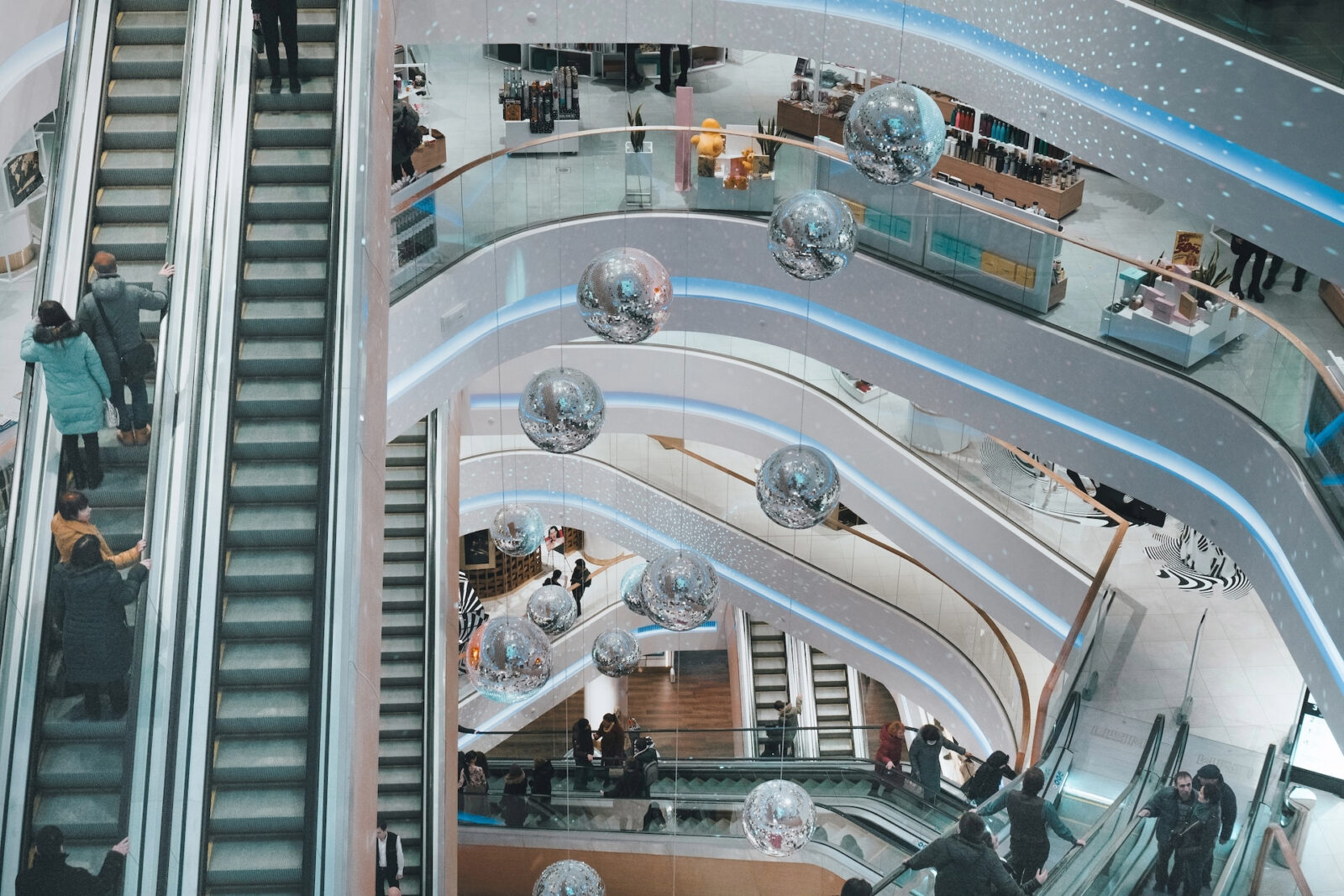 Carl Icahn’s Big Bet Against Shopping Malls Hasn’t Exactly Worked Out
