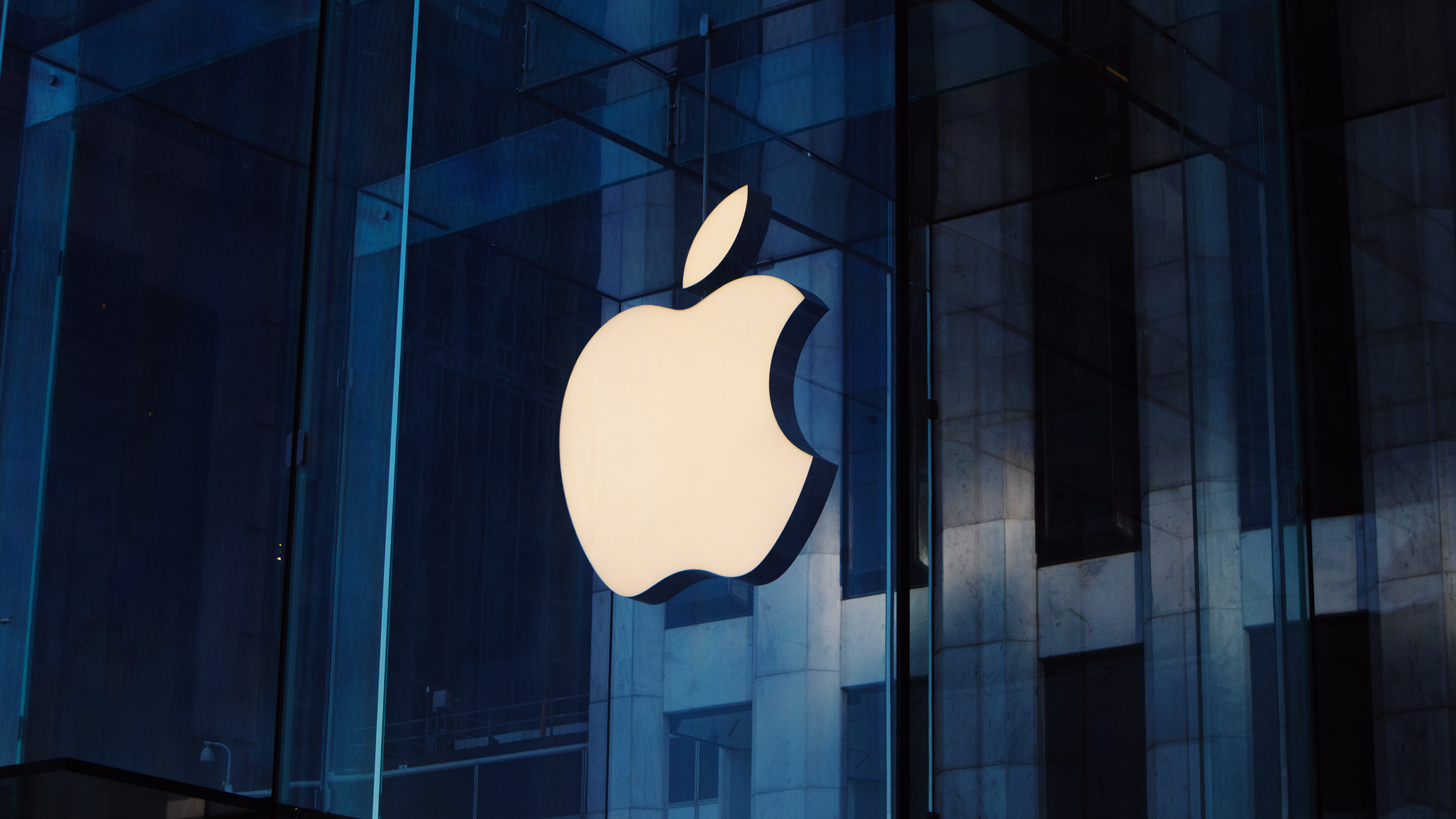 Photo of the exterior of an Apple Store