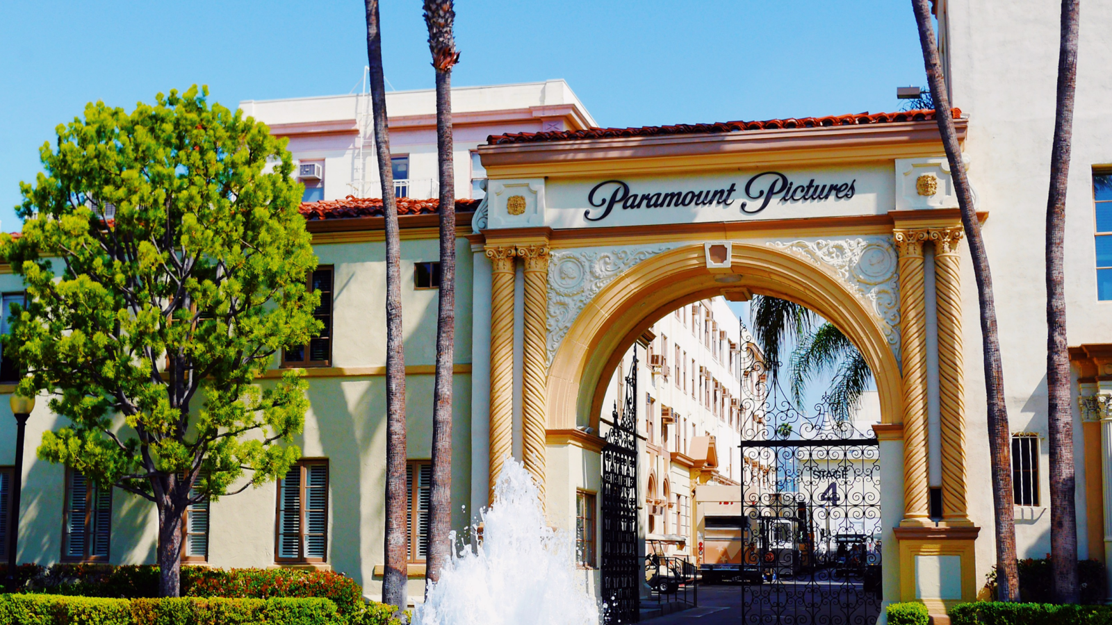 Paramount Ousts CEO Amid Sale Effort