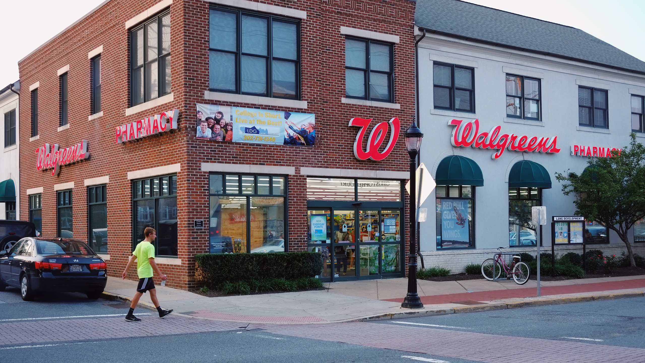 Photo of the outside of a Walgreens store
