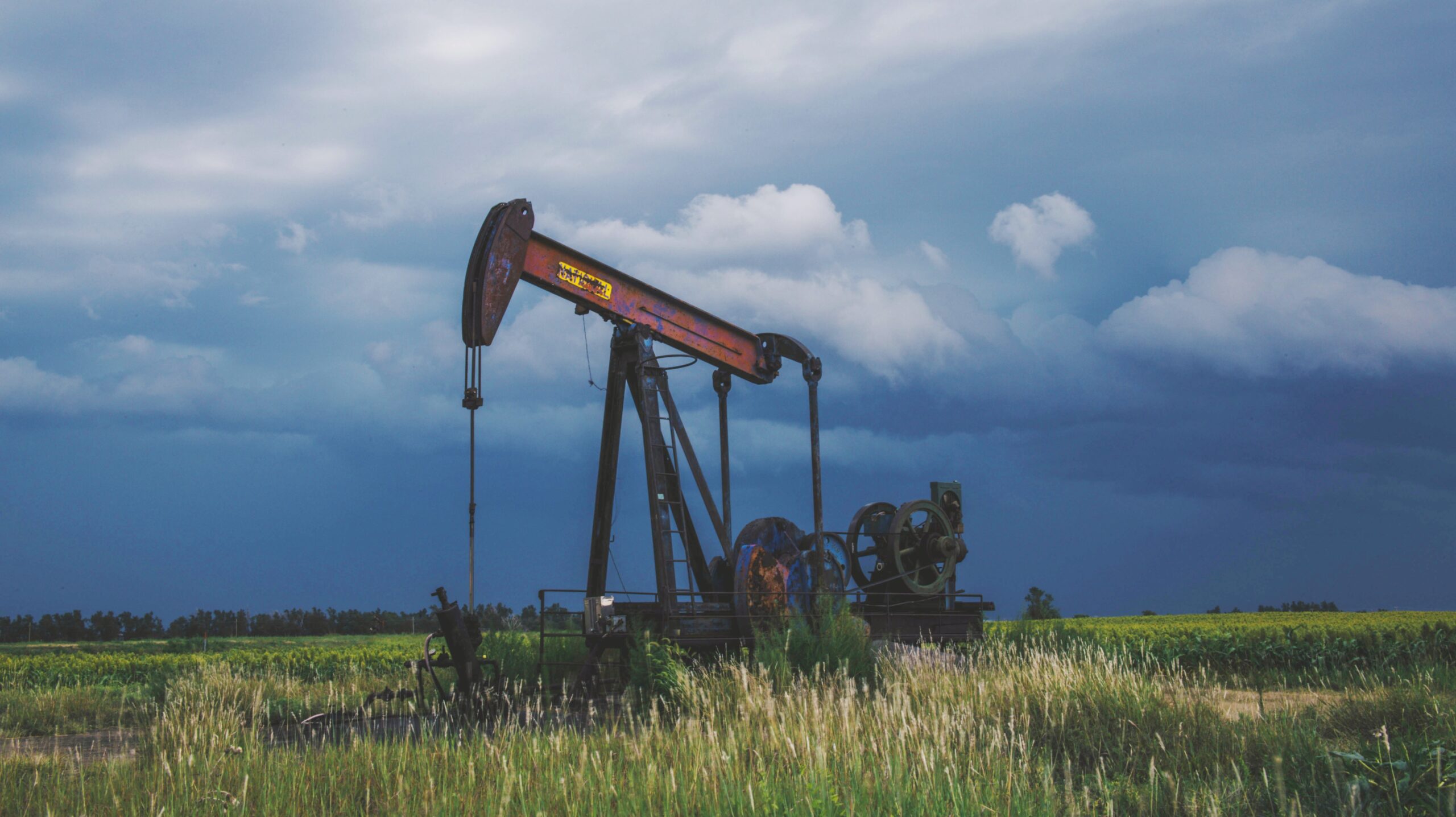Photo of an oil production field