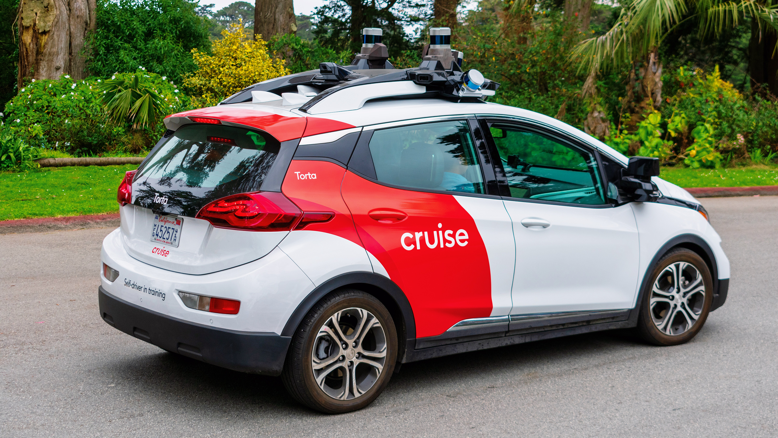 Photo of a GM Cruise car