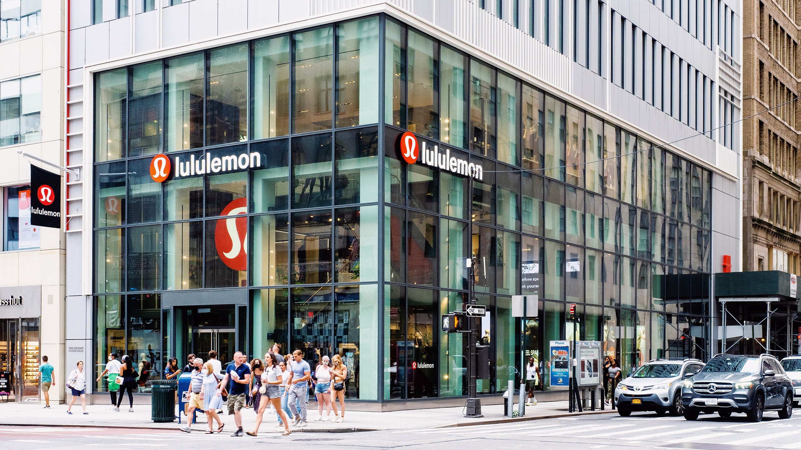 Photo of a Lululemon store in New York