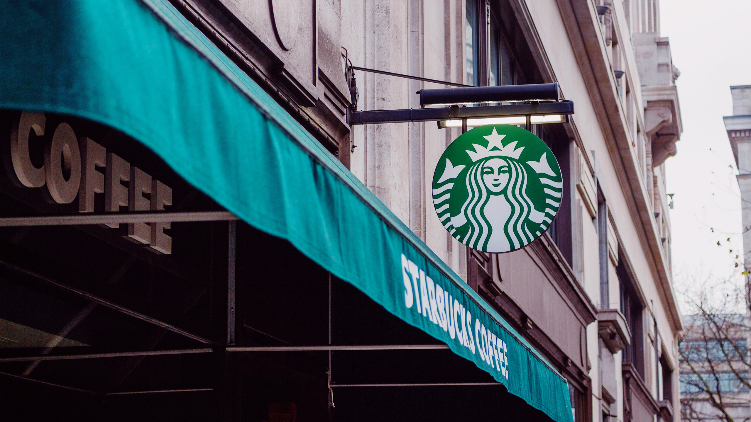 Photo of a Starbucks coffee shop