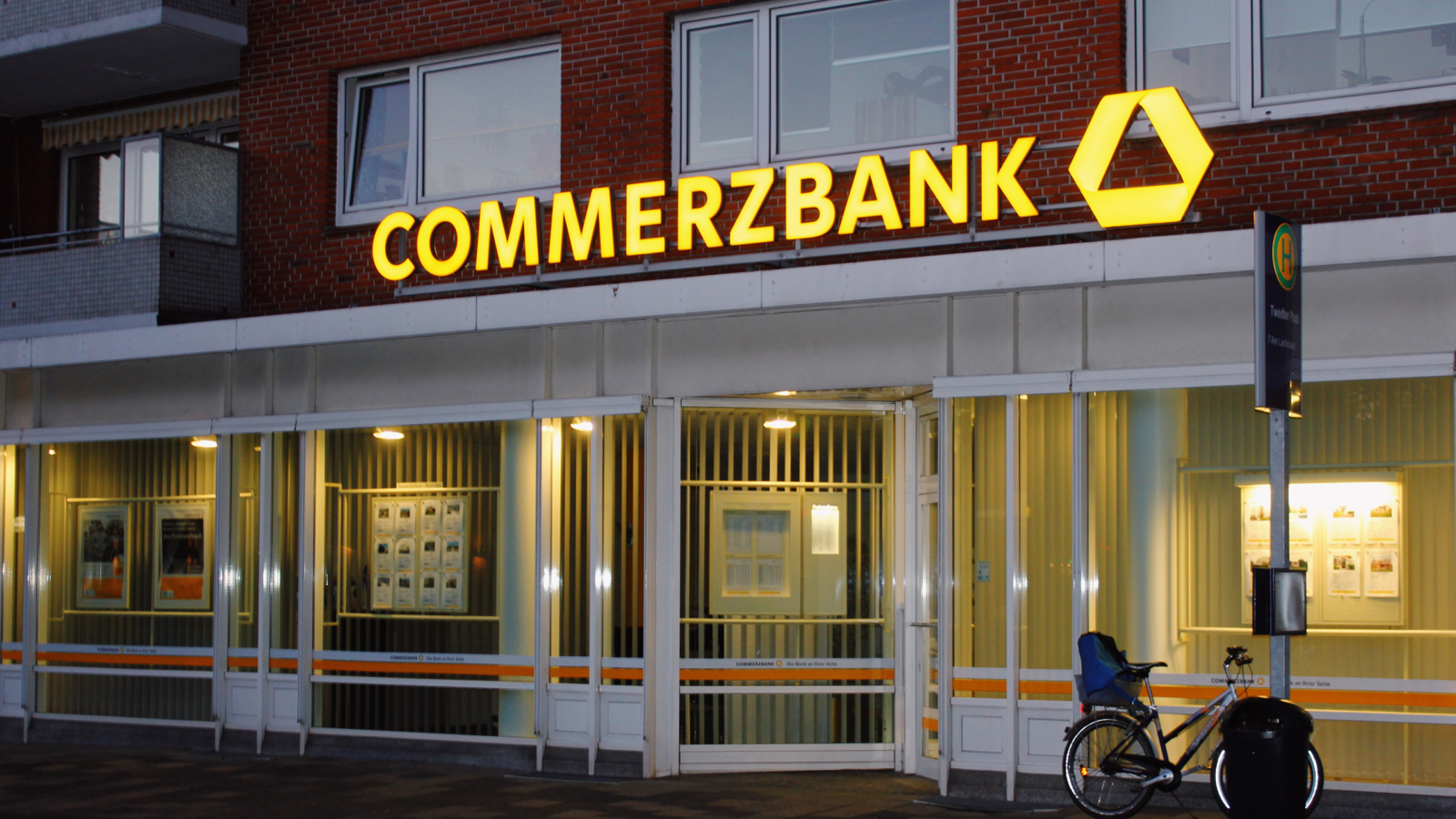 German Government Investigates Itself Over UniCredit’s Shock Commerzbank Stake Purchase