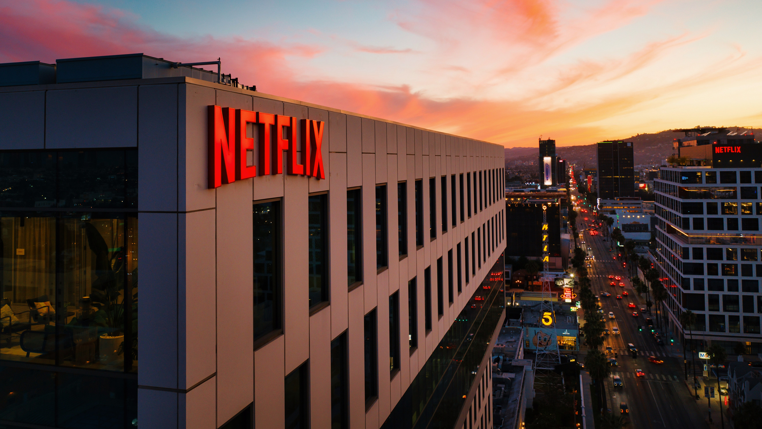 Photo of a Netflix building