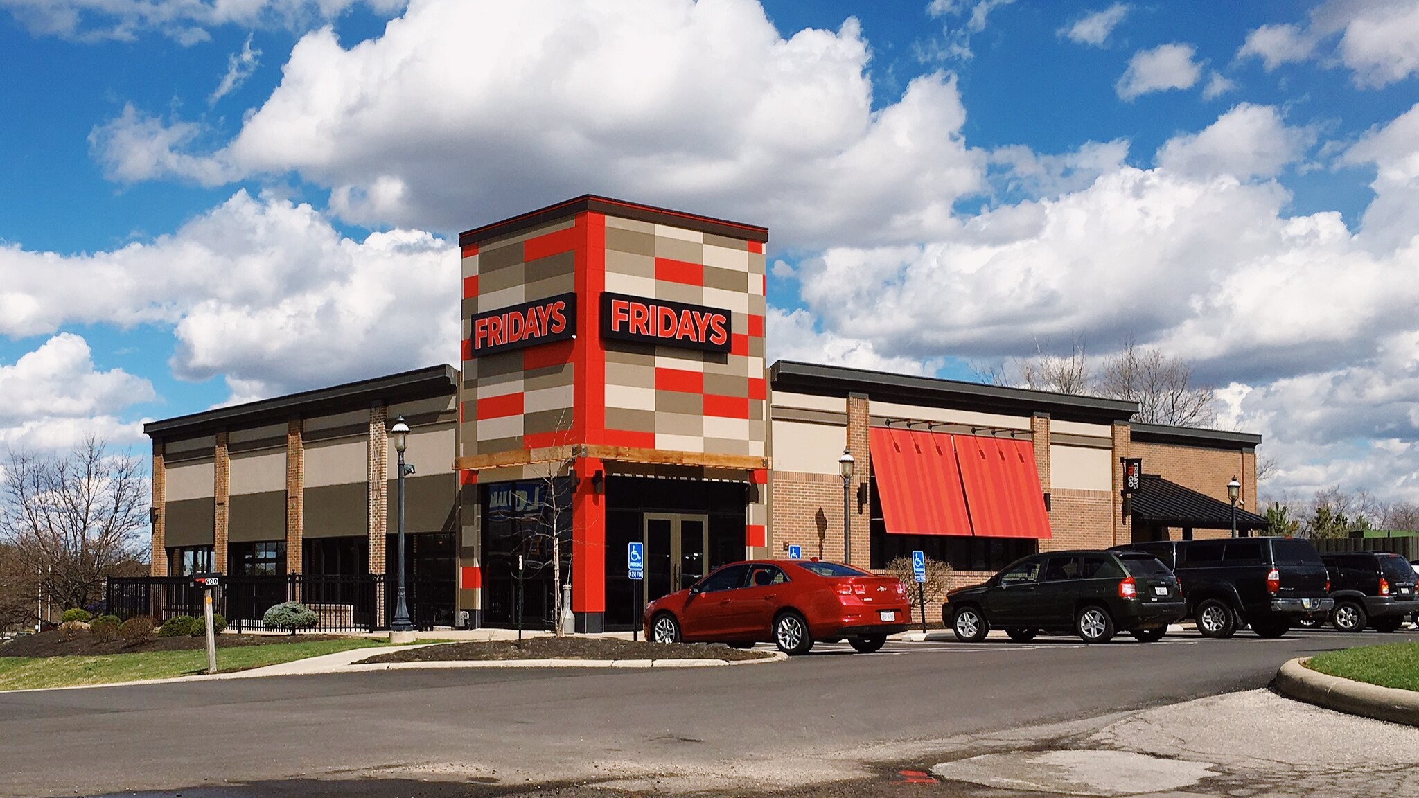 Photo of a TGI Fridays restaraunt