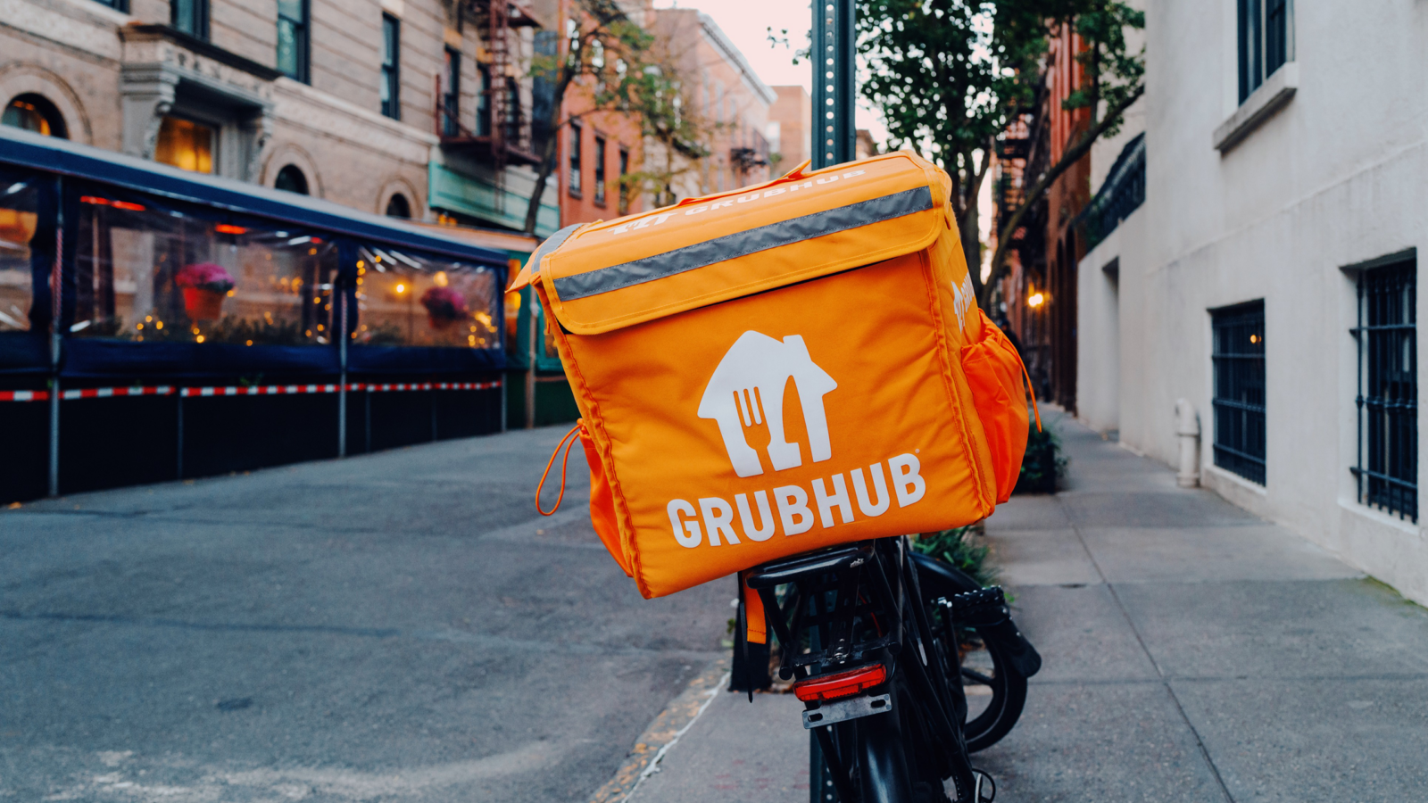 Food Delivery Giant Just Eat Offloads Grubhub to Marc Lore’s Wonder at a 90% Loss