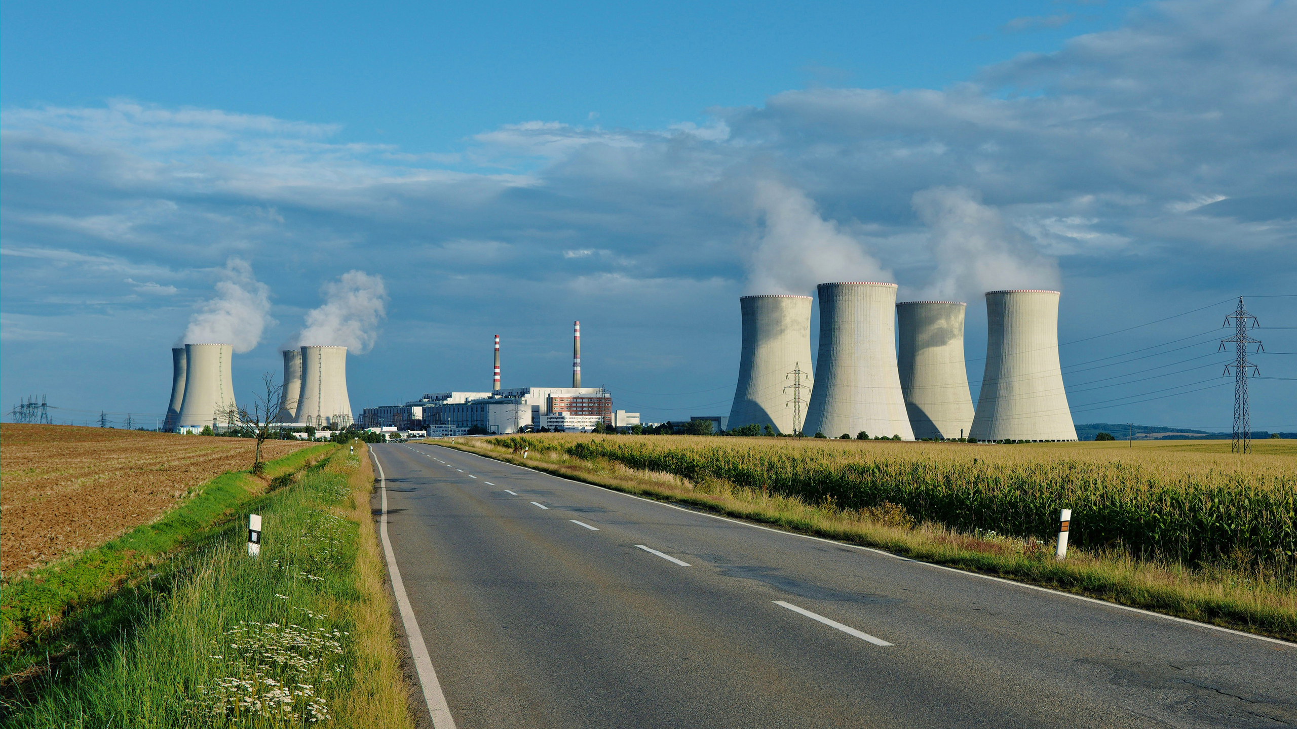 Photo of a nuclear power plant