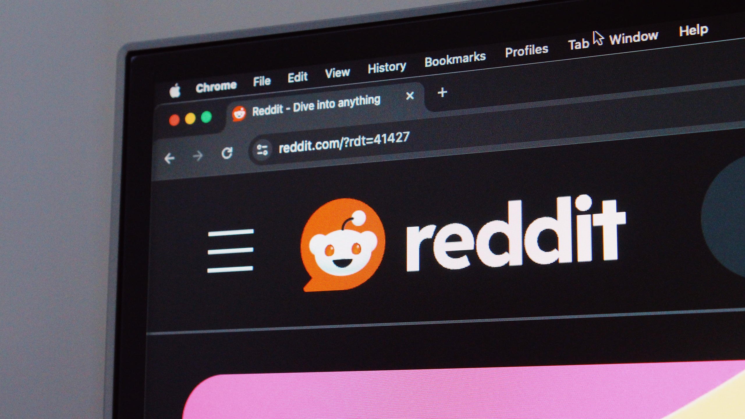 Photo of Reddit on a laptop computer