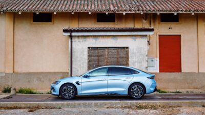 BYD Has Blockbuster Year While Tesla Stalls