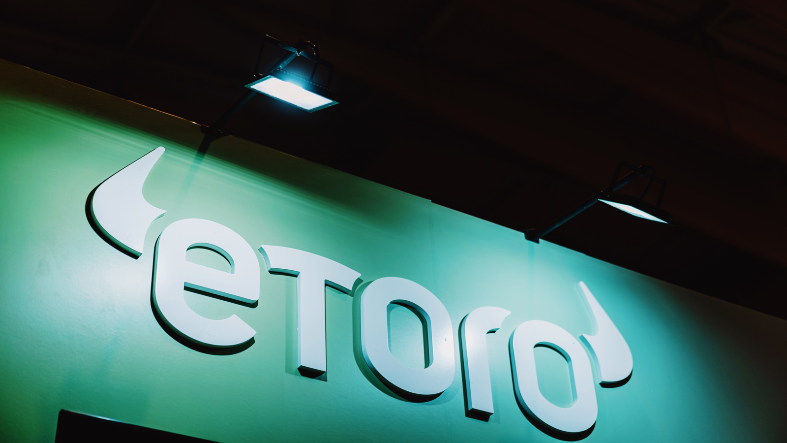 Crypto-Friendly Neo-Broker eToro Files for IPO