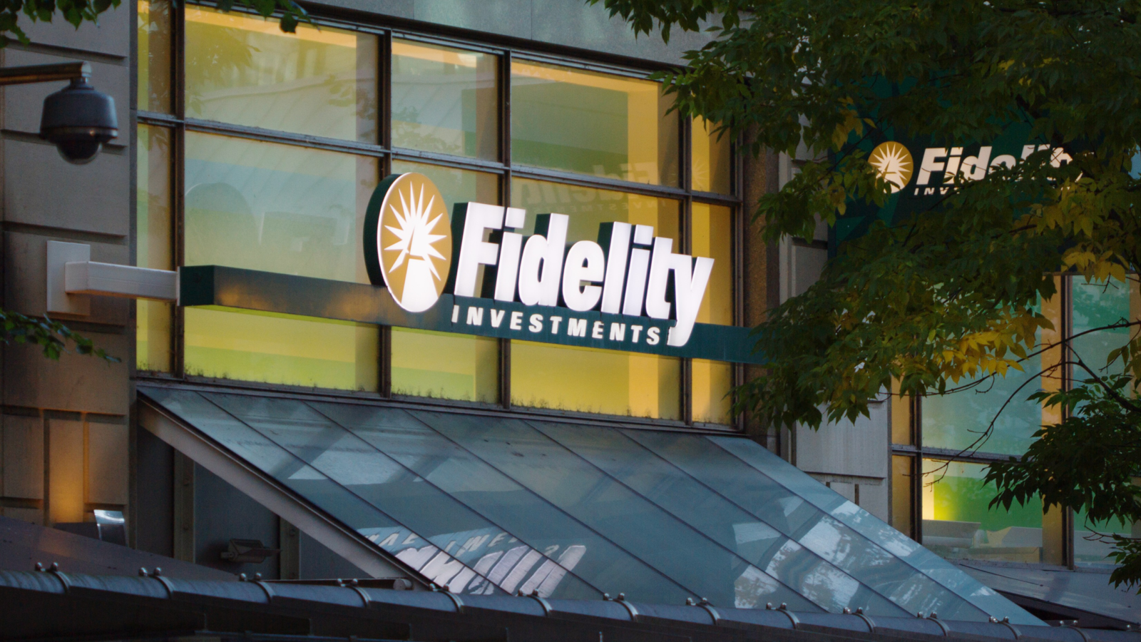 A Trillion Reasons Fidelity Wants to Offer Investors Everything
