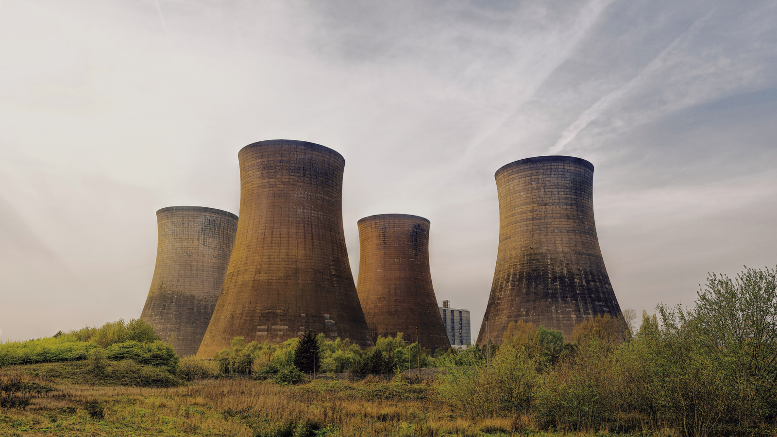 Nuclear, Microgrids Could Ease the AI Power Drain