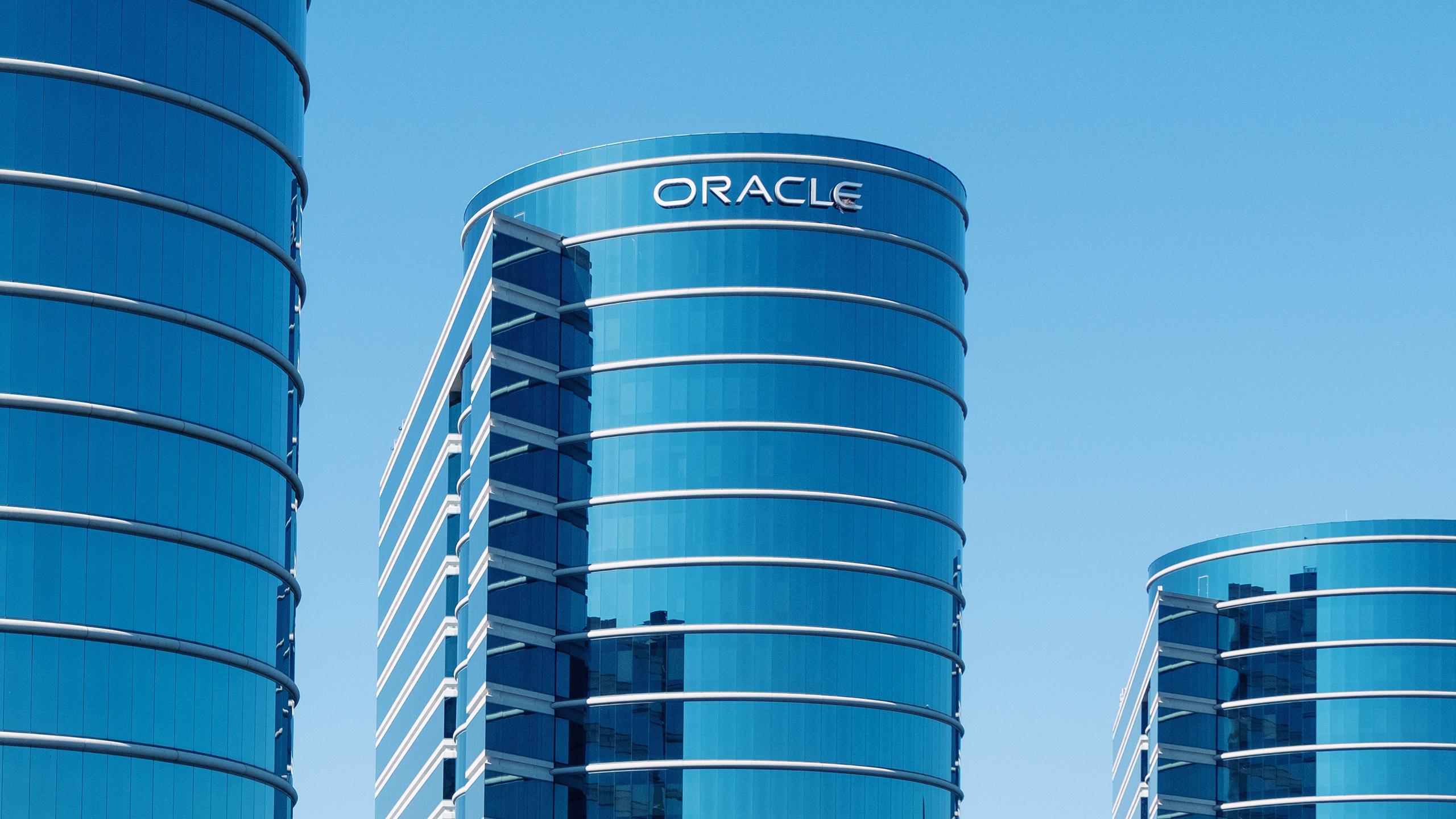 Photo of an Oracle building