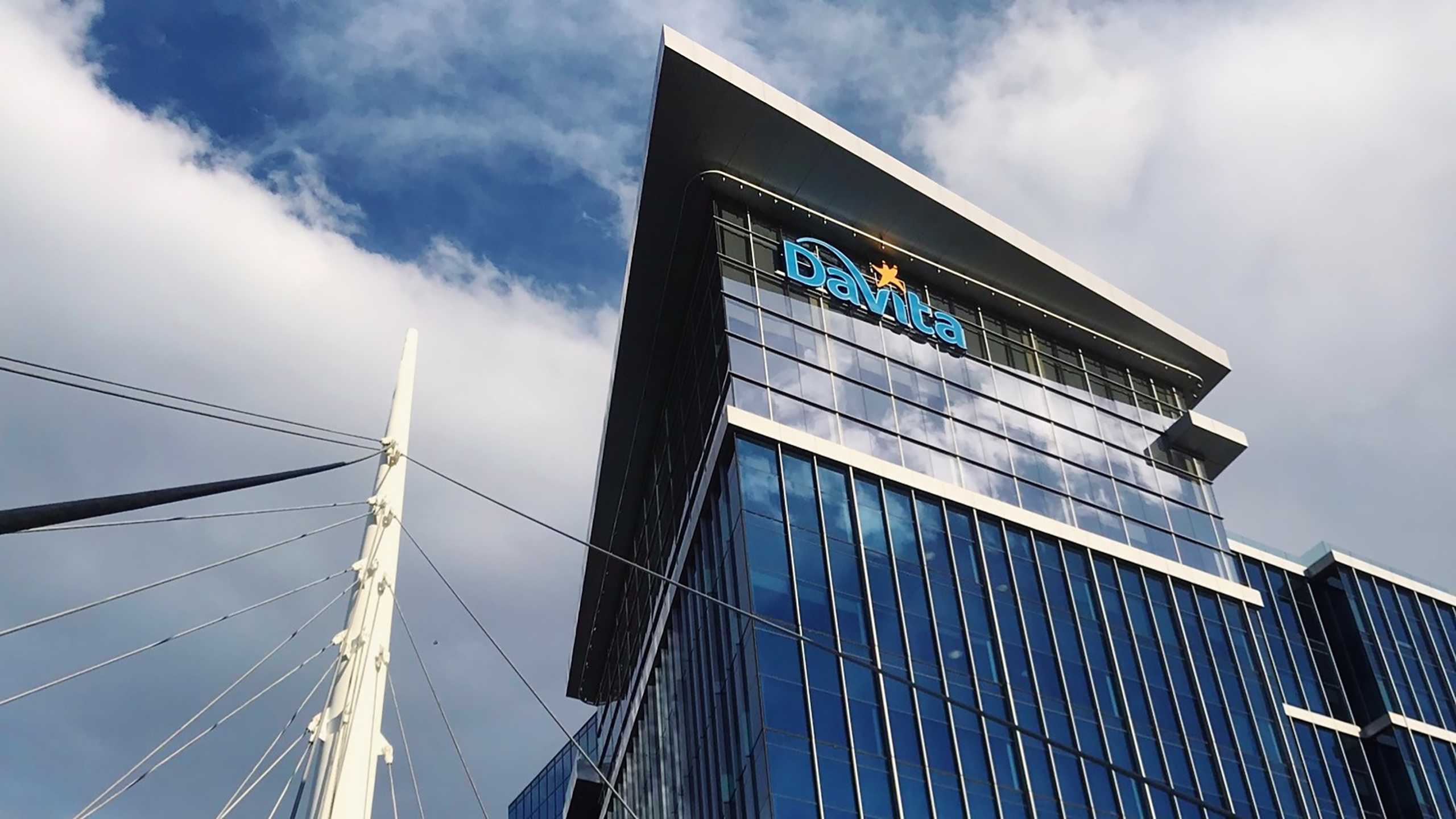 Photo of a DaVita building