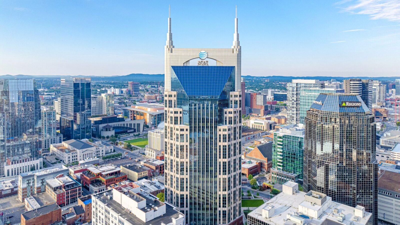 AT&T Strikes $23B Deal for EchoStar 5G Spectrum Licenses