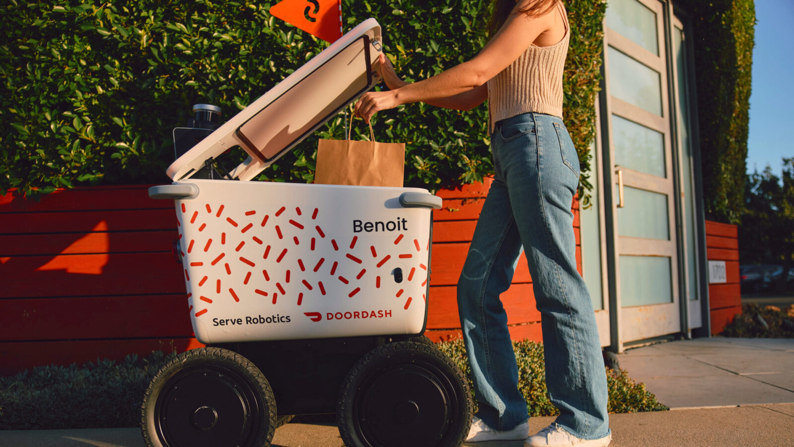 DoorDash Doubles Down on Robot Couriers