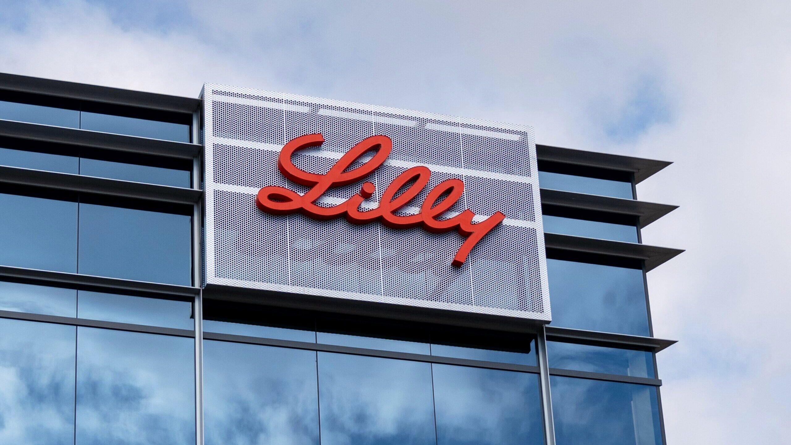 Photo of an Eli Lilly office building.