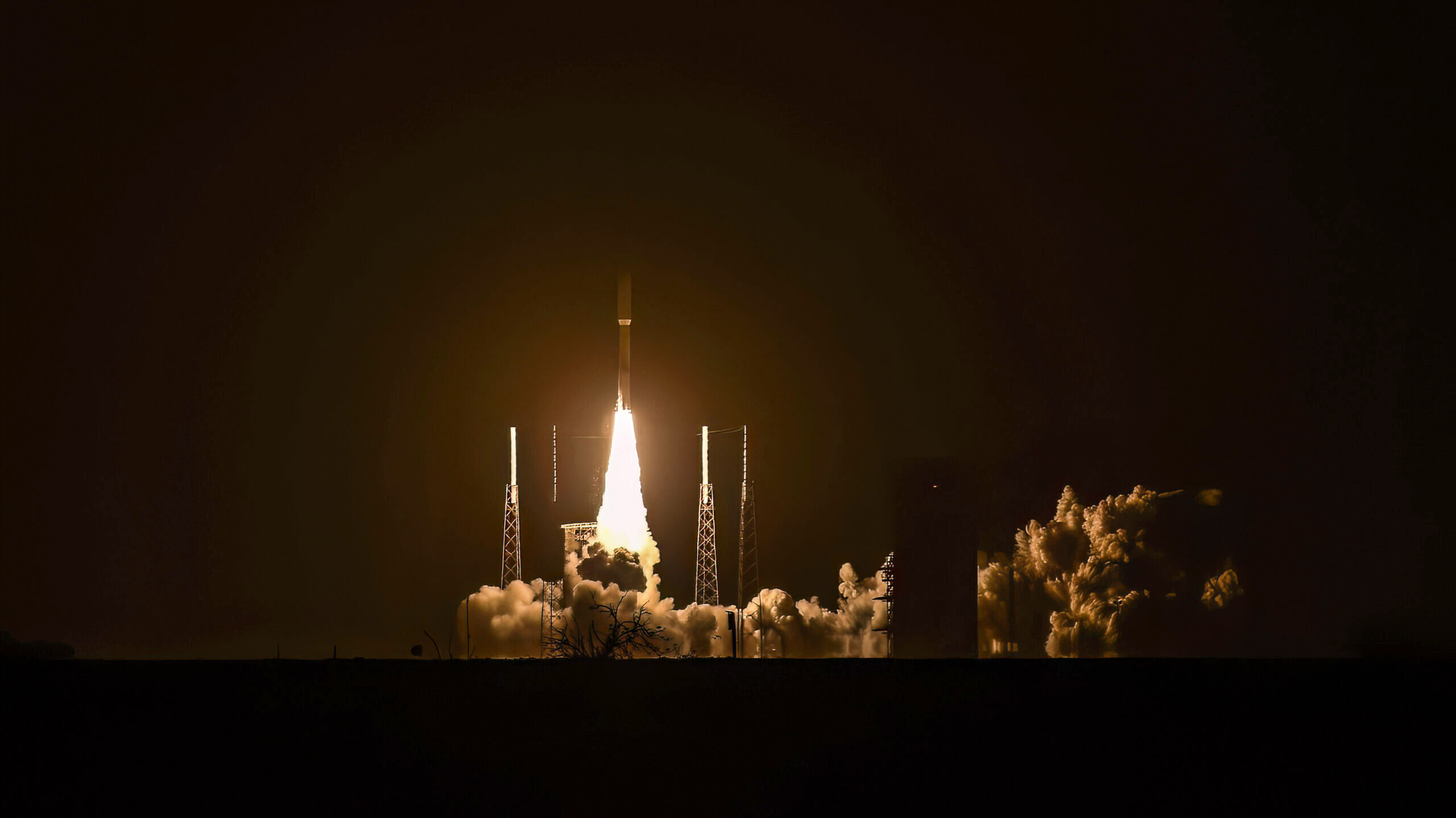 Photo of an Amazon Leo satellite launch.