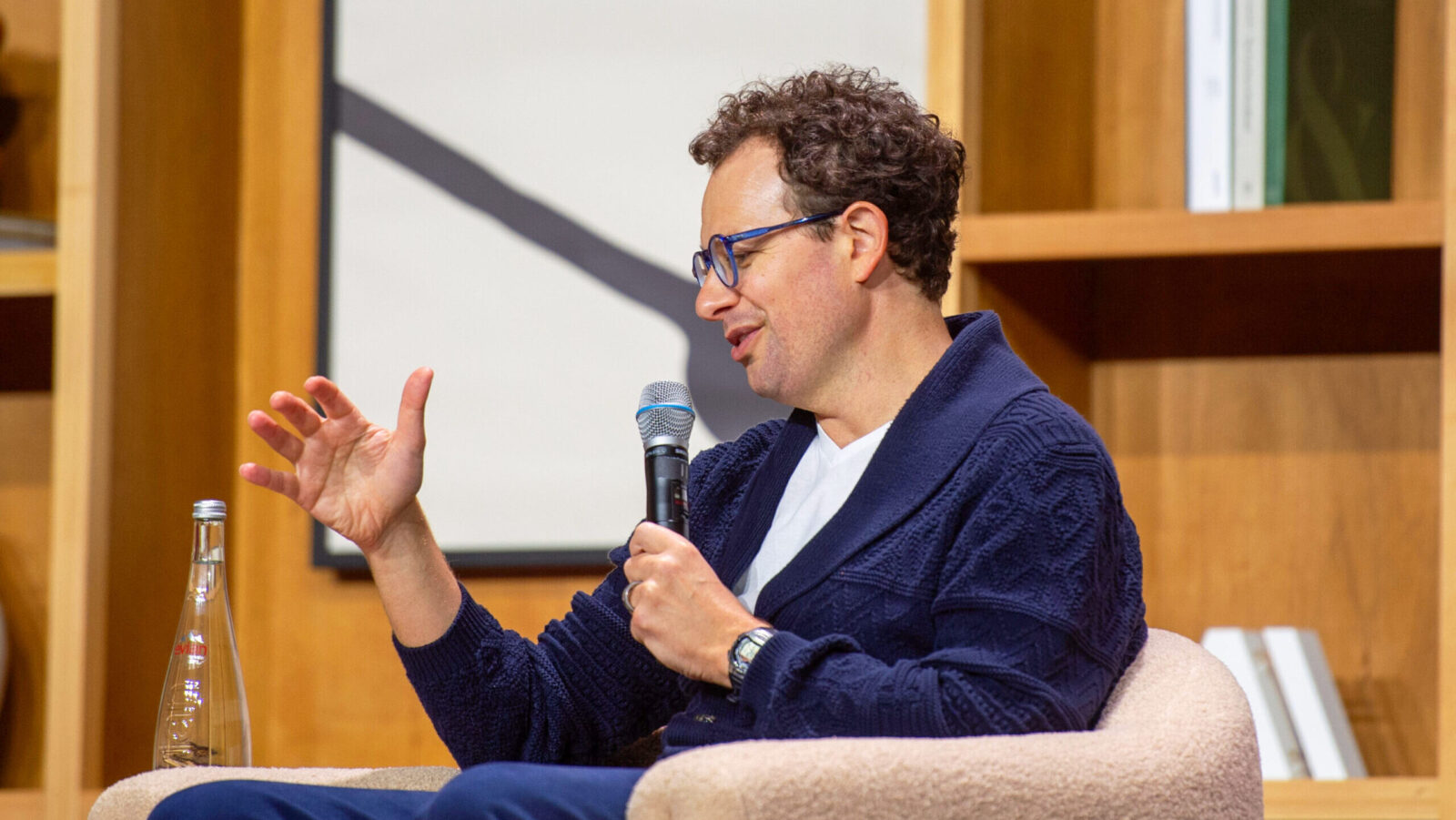 Pre-IPO, Anthropic Shows Up OpenAI with Surprise Profit Projection