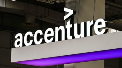 Accenture Plummets as Forecast Highlights Pressure on Consultants