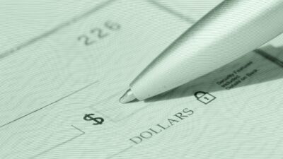 Planners at IBDs, Wirehouses Earn Highest Salaries Among Advisors