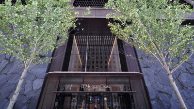 Wall Street Takes In Record Haul, Projecting US Economic Health